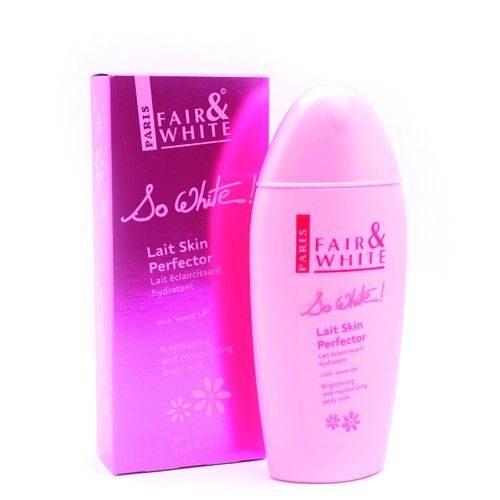 FAIR AND WHITE LAIT SKIN PERFACTOR BRIGHTENING BODY MILK 500 ml PER CORPO .
